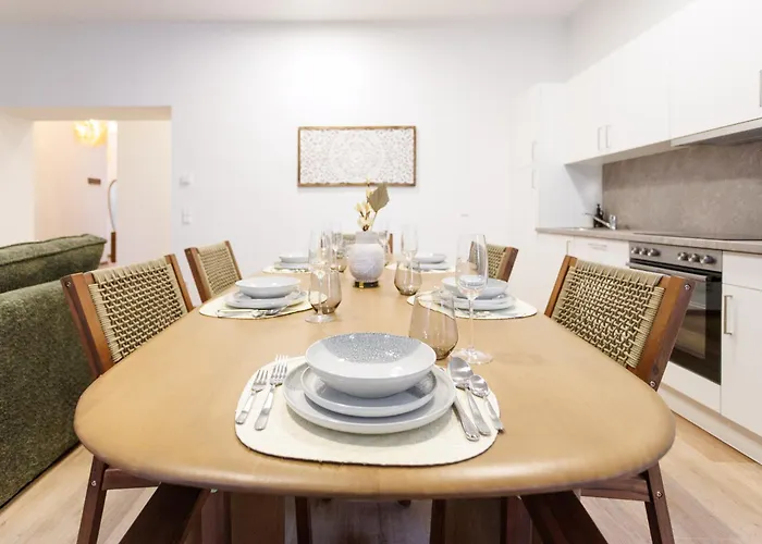 Luxury Center דירה
